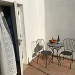 Colina Nyaraló *